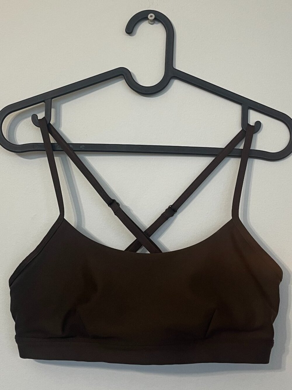 ALO Airlift Intrigue Bra in Espresso Size Medium